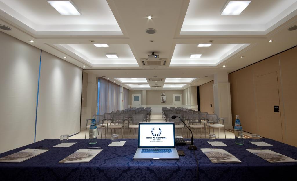 Hotel Ambasciatori Riccione Esterno foto