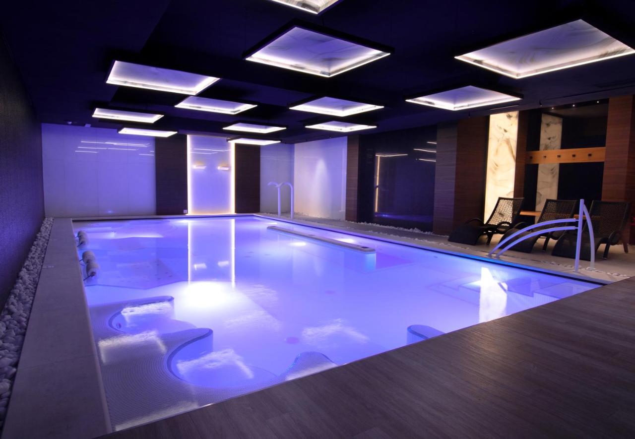Hotel Ambasciatori Riccione Esterno foto