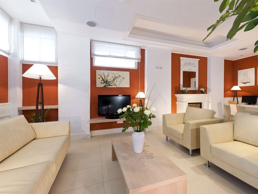 Hotel Ambasciatori Riccione Esterno foto